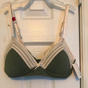 NWT Bra